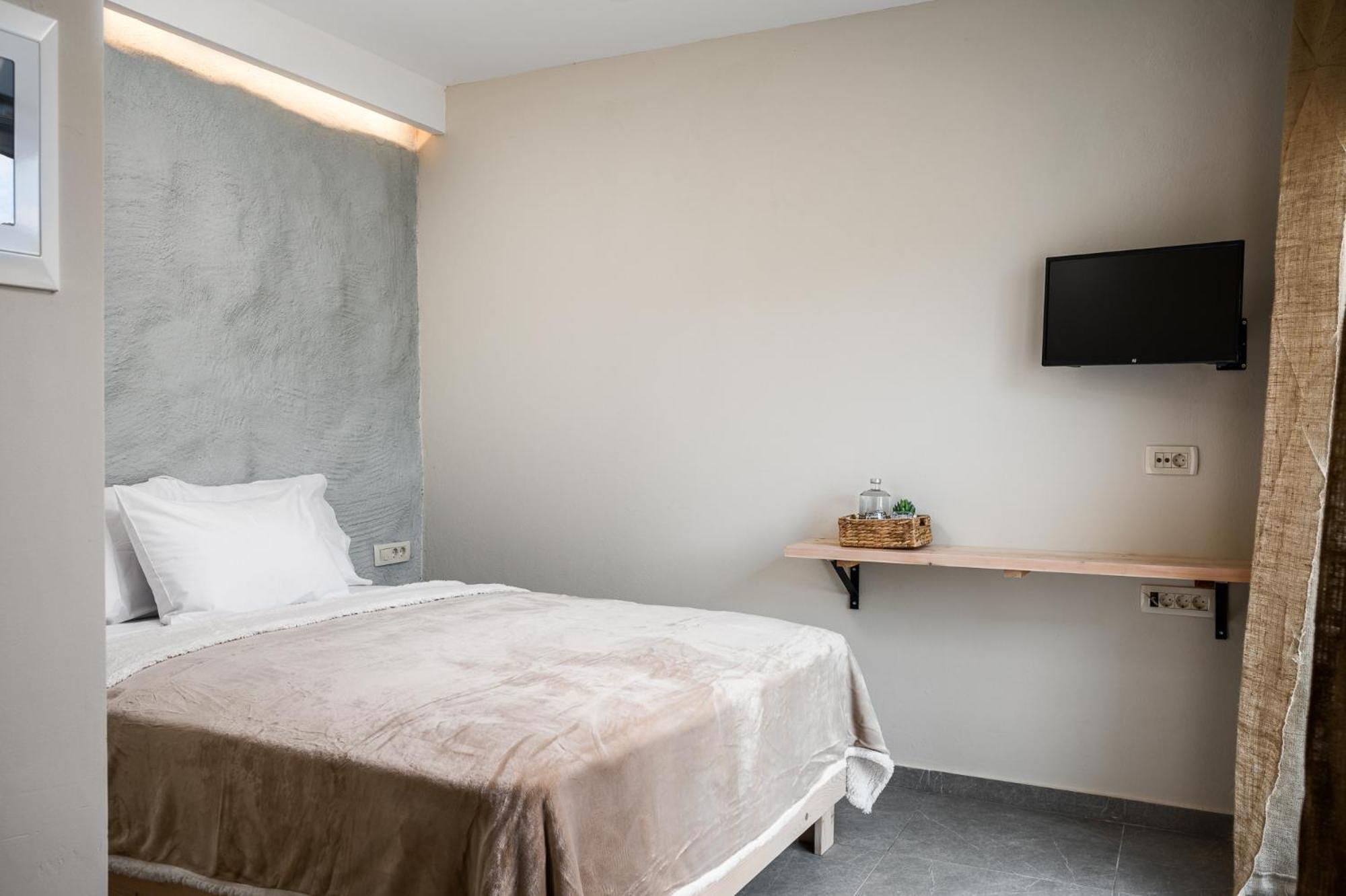 Gefiri Plakas Hotel, Tzoumerka Экстерьер фото